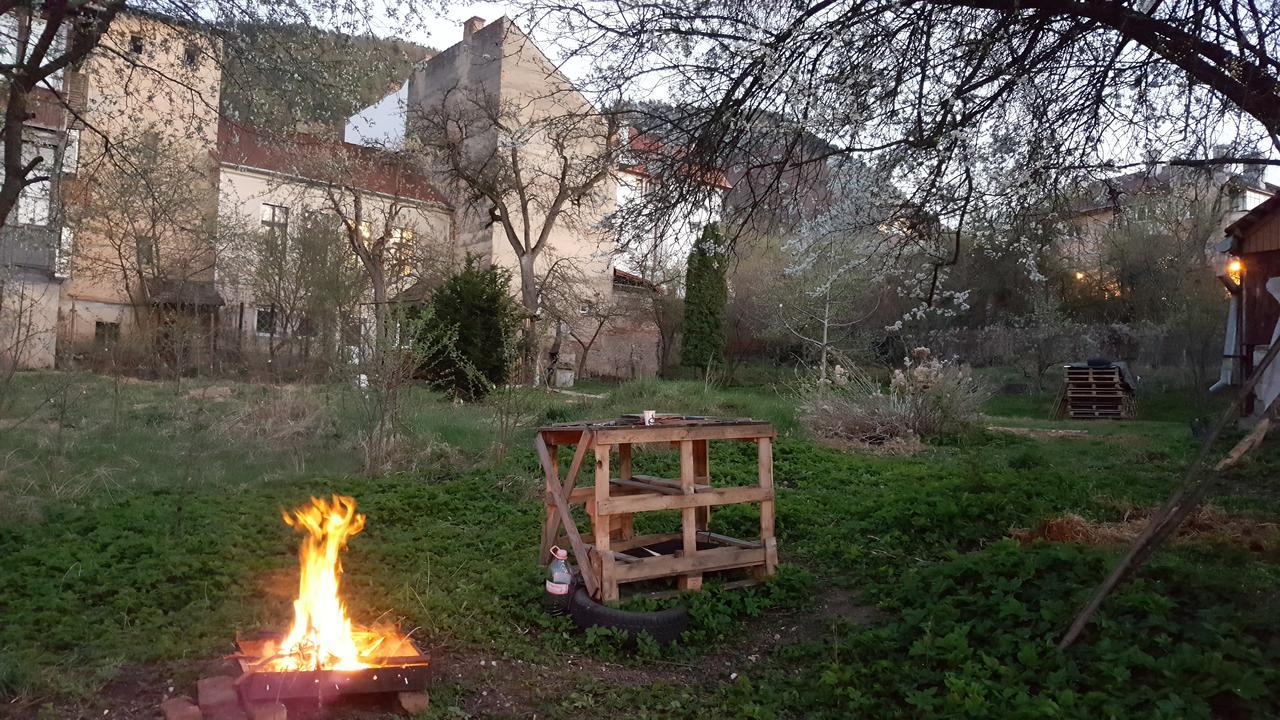 Mountain Tale Hostel Brassó Kültér fotó