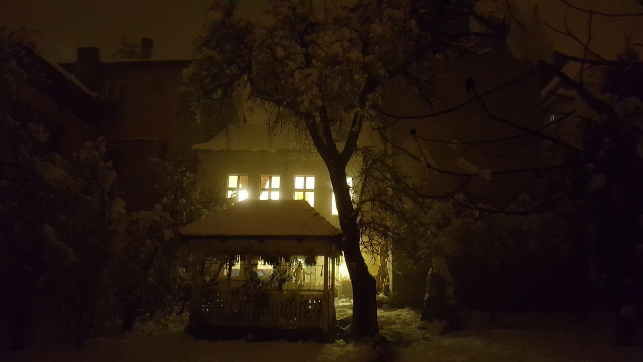 Mountain Tale Hostel Brassó Kültér fotó