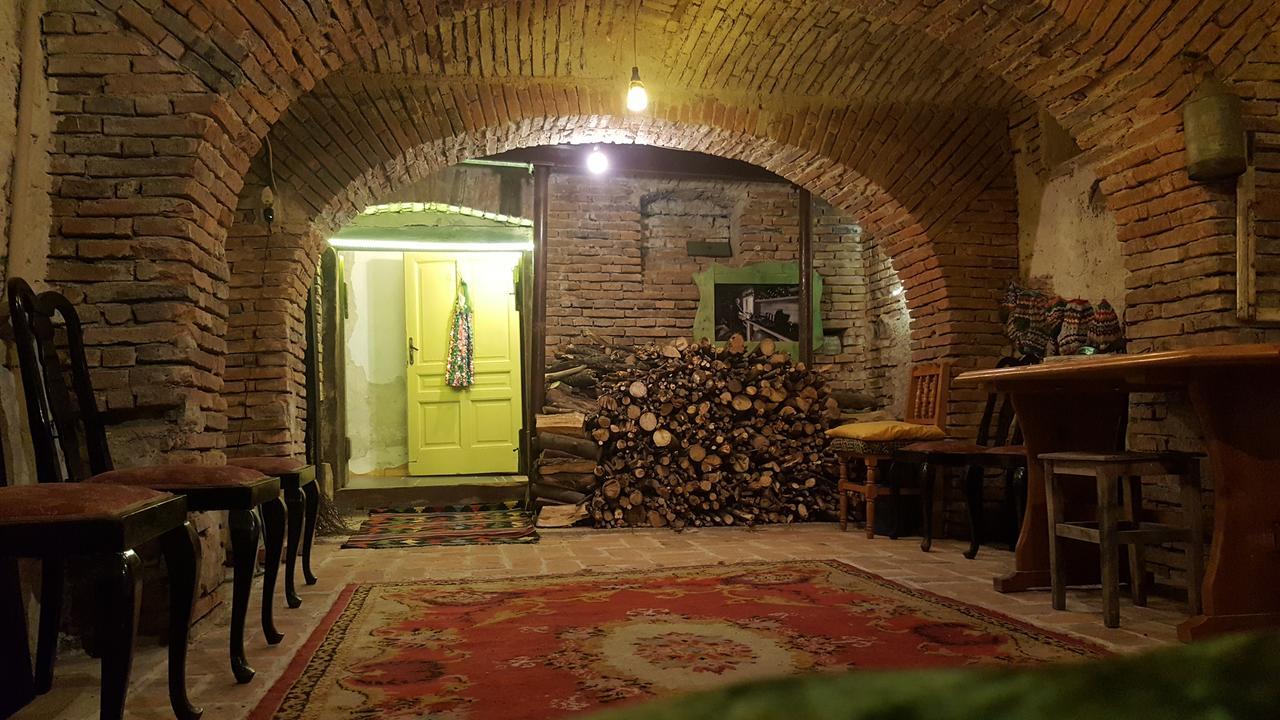 Mountain Tale Hostel Brassó Kültér fotó